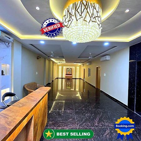 Hotel Vrinda Niddhivan ! Fully Ac, Prem Mandir At Walking Distance ! Just Near The Iskcon Temple Vrindavan Exterior photo
